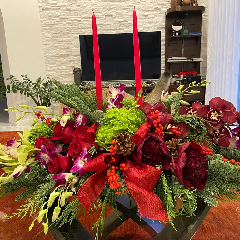 Orchid Centerpiece Ideas for a Stunning Christmas Display