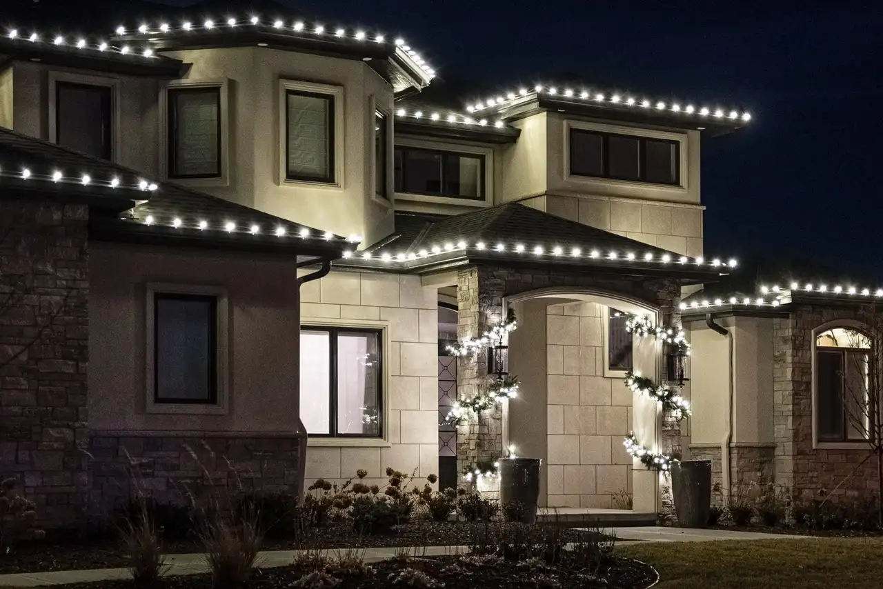 Permanent Lighting vs Seasonal String Lights Compared