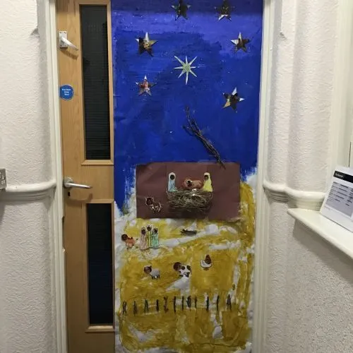 Pield Heath House School - Thrive Christmas Door Competition
