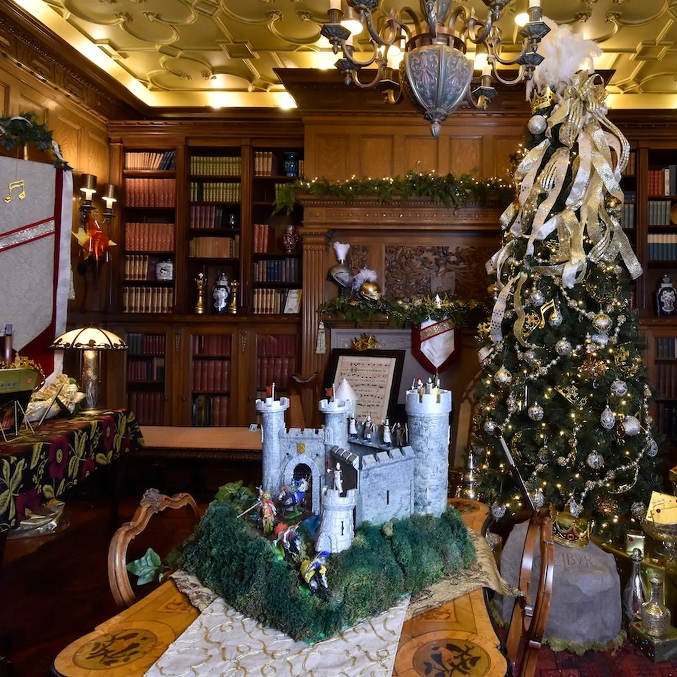 Pittock Mansion dresses up for the holidays - Axios Portland