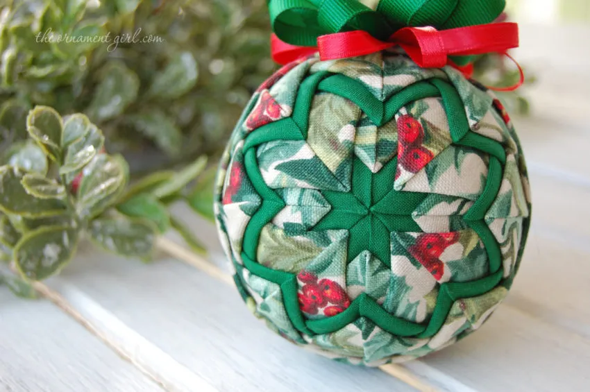Quilted Ball 'Basic Star' Ornament Pattern e-Book – No Sew – Learn to use both ribbon AND fabric. – The Ornament Girl's Market