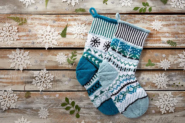 Ravelry: Holiday Stockings pattern by Amy Gunderson