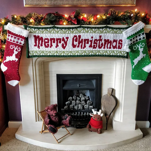 Ravelry: Merry Christmas Banner pattern by Pippa Everett