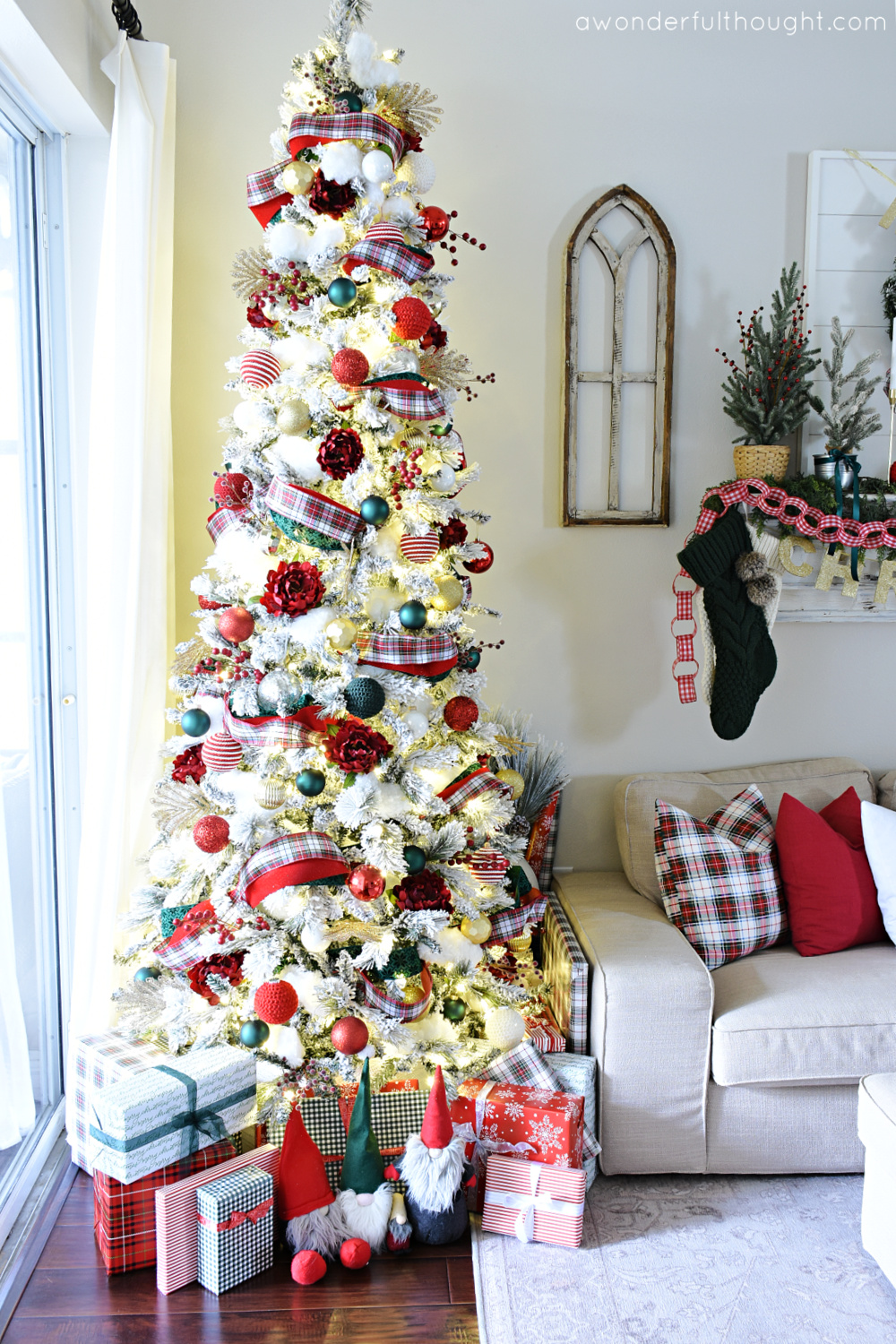 Red and Green Christmas Tree - A Wonderful Thought