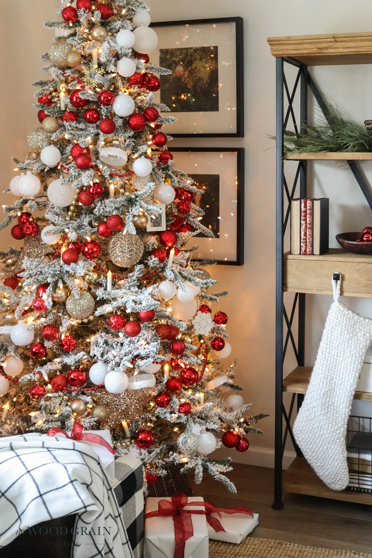 Red And White Christmas Tree Red And White Christmas Tree With Natural  Elements