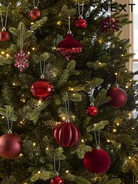 Red Christmas Decorations | Dark Red & Burgundy Xmas Decorations
