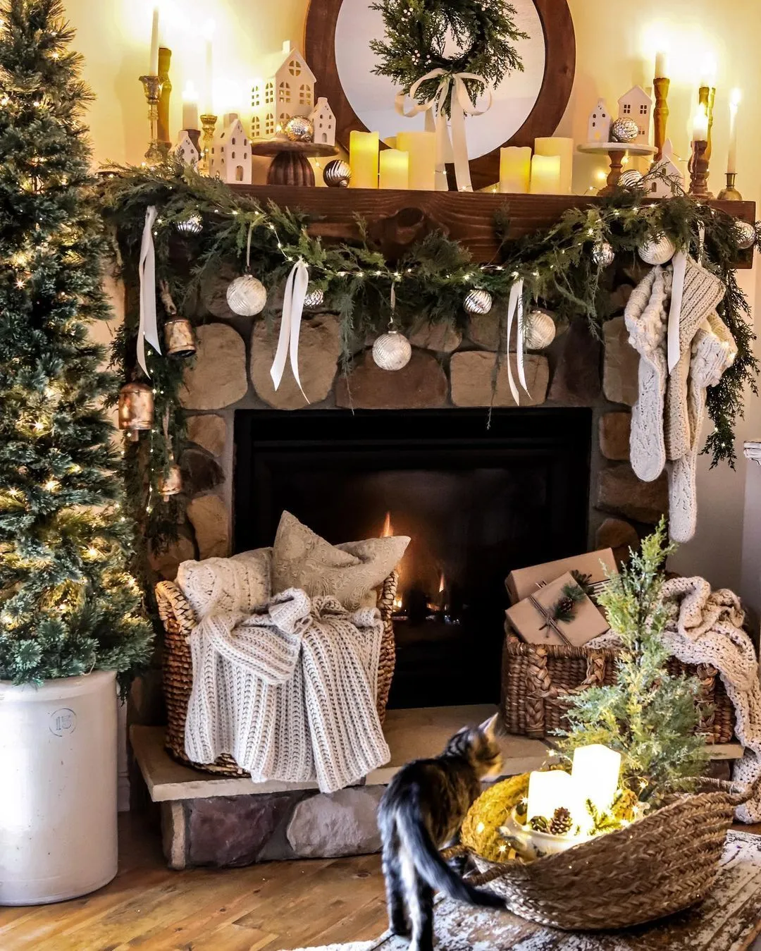 Rustic Christmas Decorations Gathered from Instagram