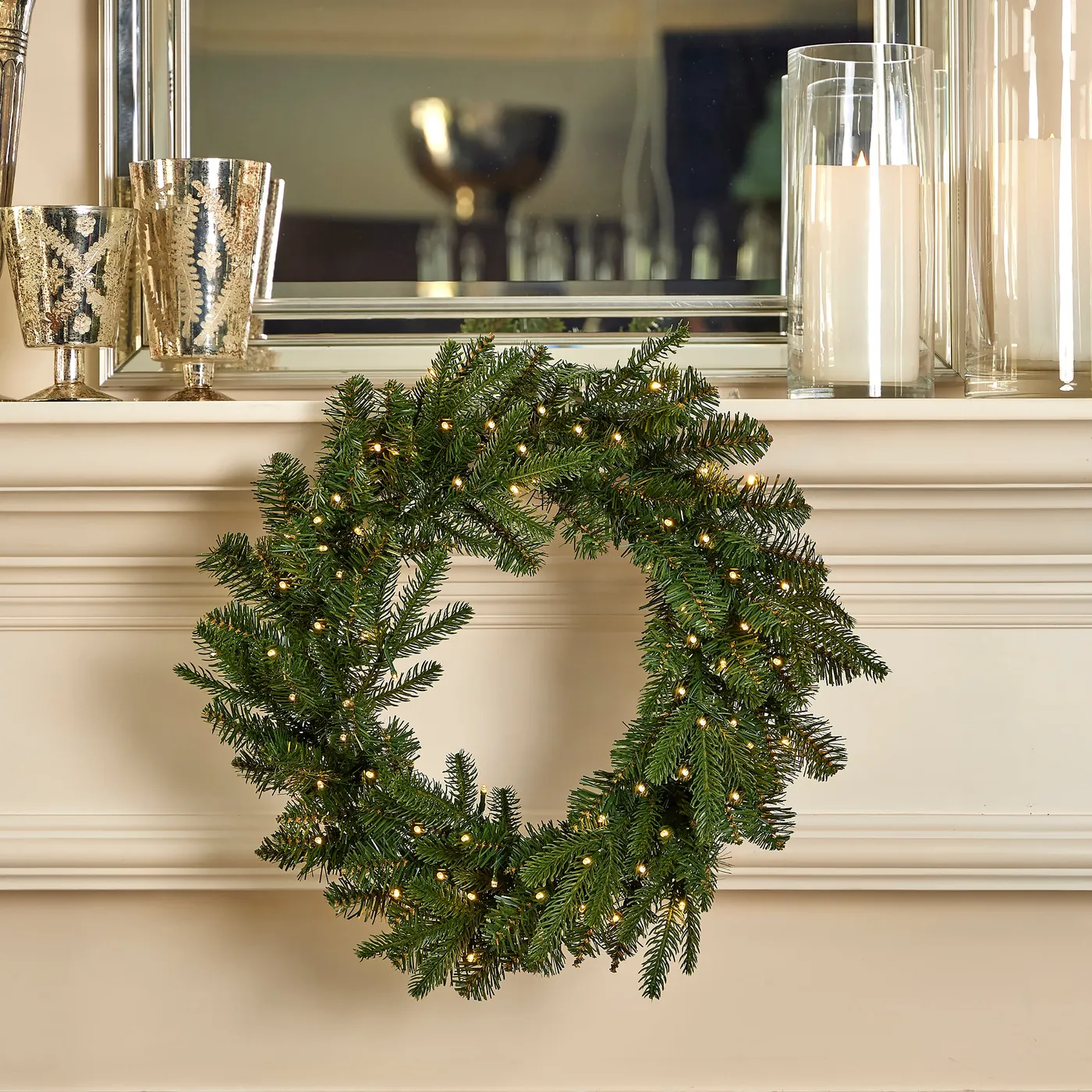 Seasonal 24' Dakota Pine Artificial Christmas Wreath, 50 Dual LED Lights - Green