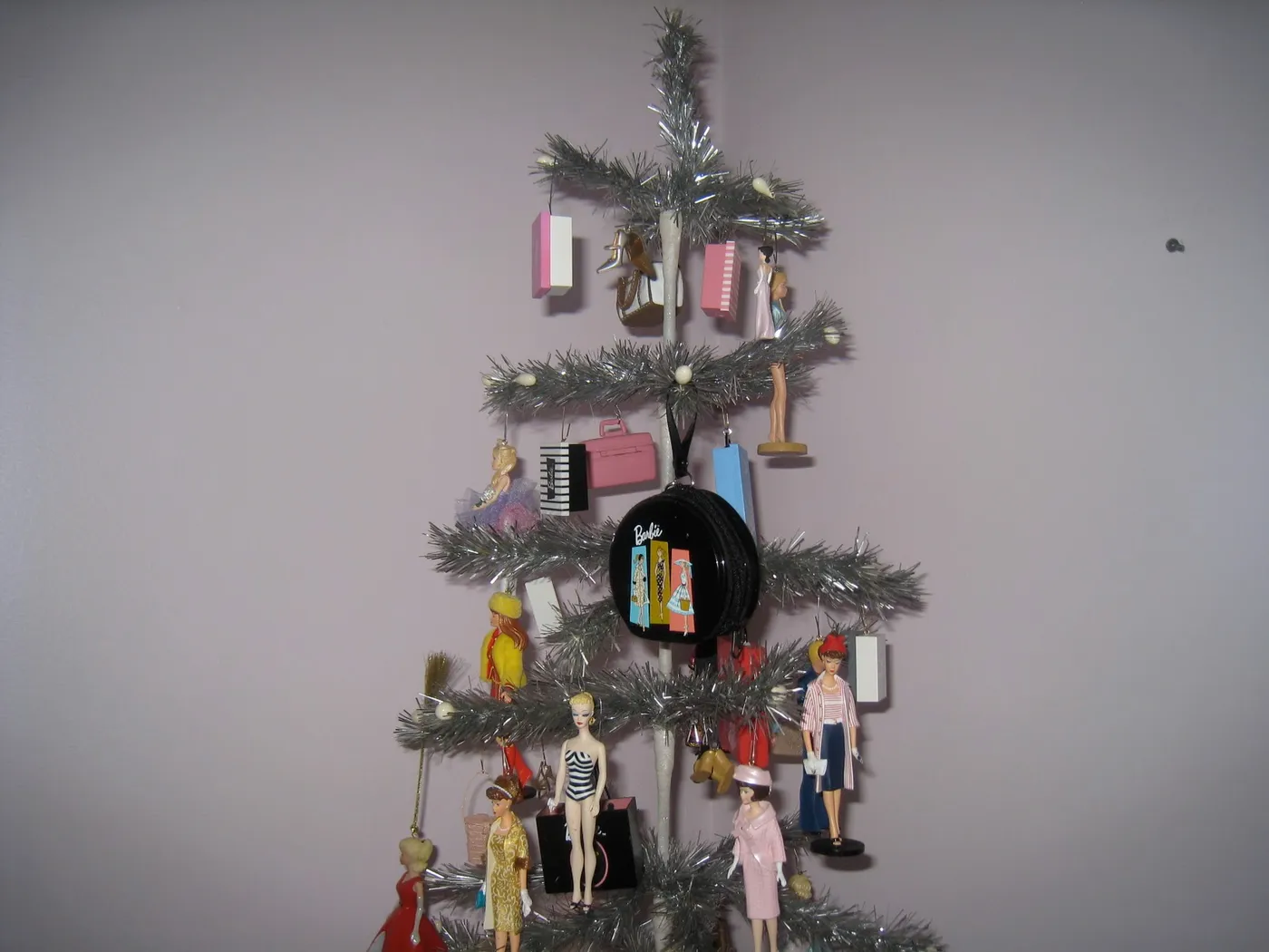 seatbeltblog: Barbie Christmas
