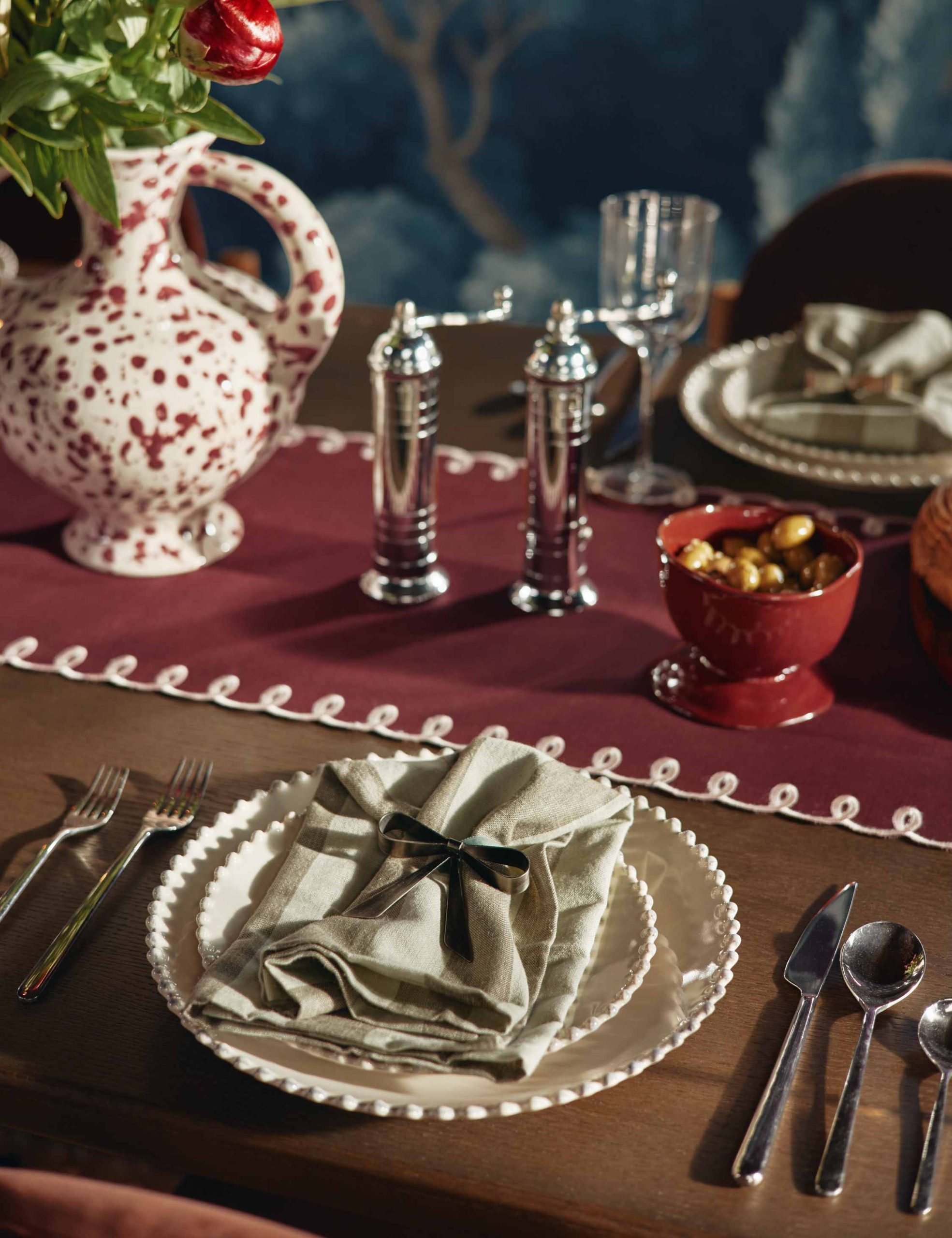 Shop Tablecloths & Runners | Linen Table Linens | Lulu and Georgia
