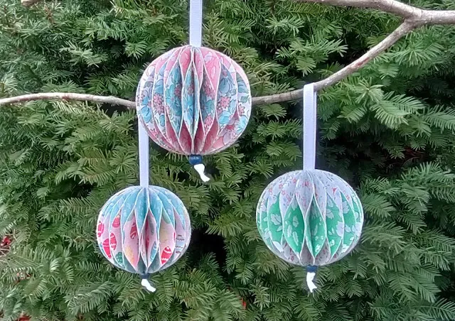 Slice of Pi Quilts: 12 Days of Ornaments - Day 1