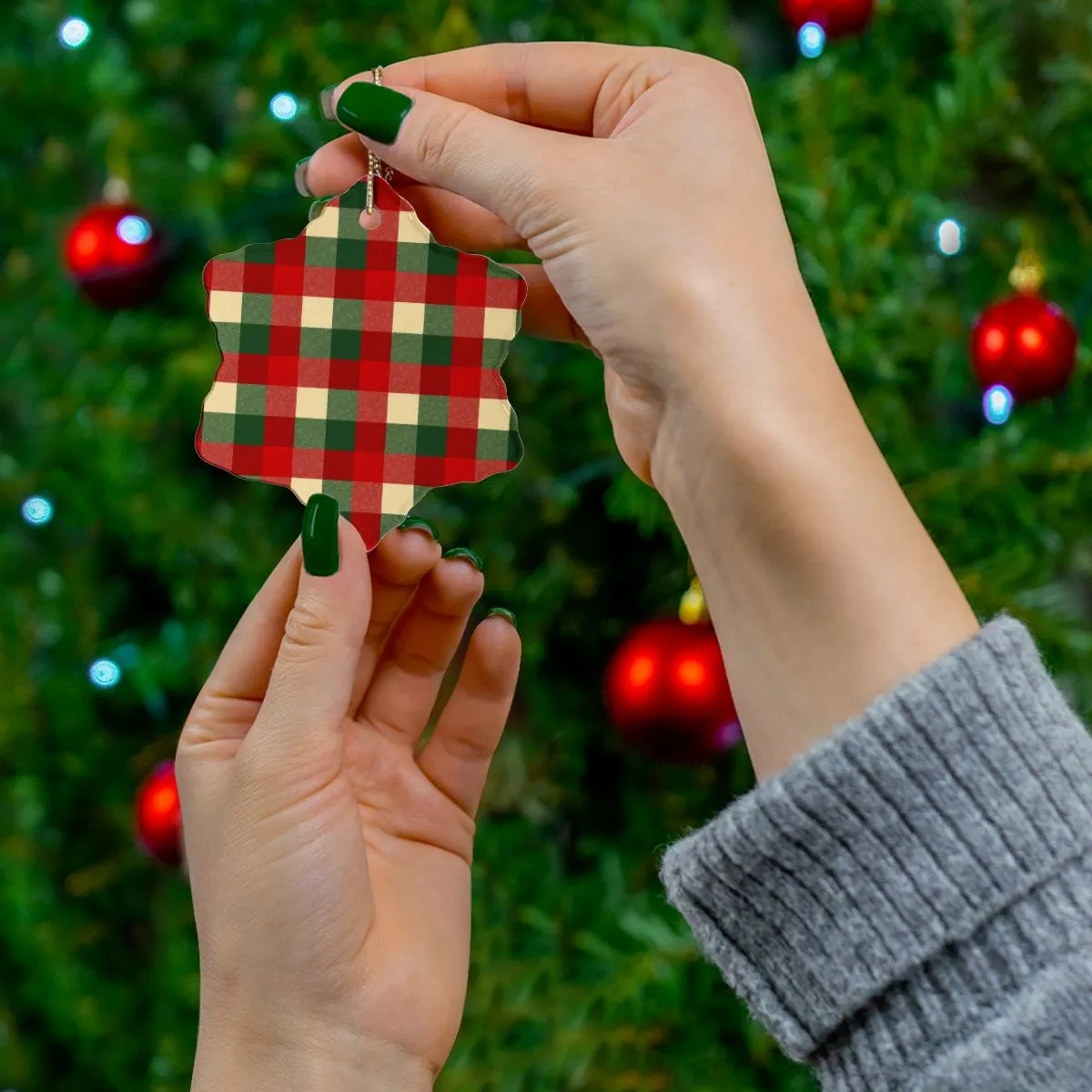 Tartan Christmas Ornament Black Watch Plaid Christmas Ornament: Classic Holiday Tree Decor UK
