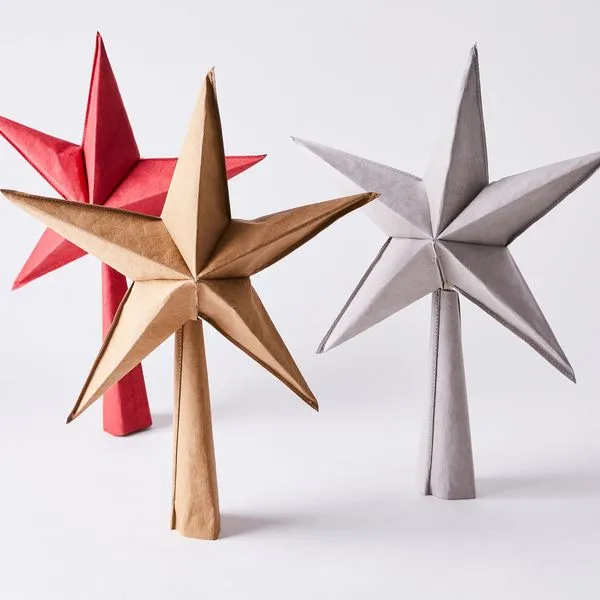 The Best Christmas-Tree Toppers 2024 | The Strategist