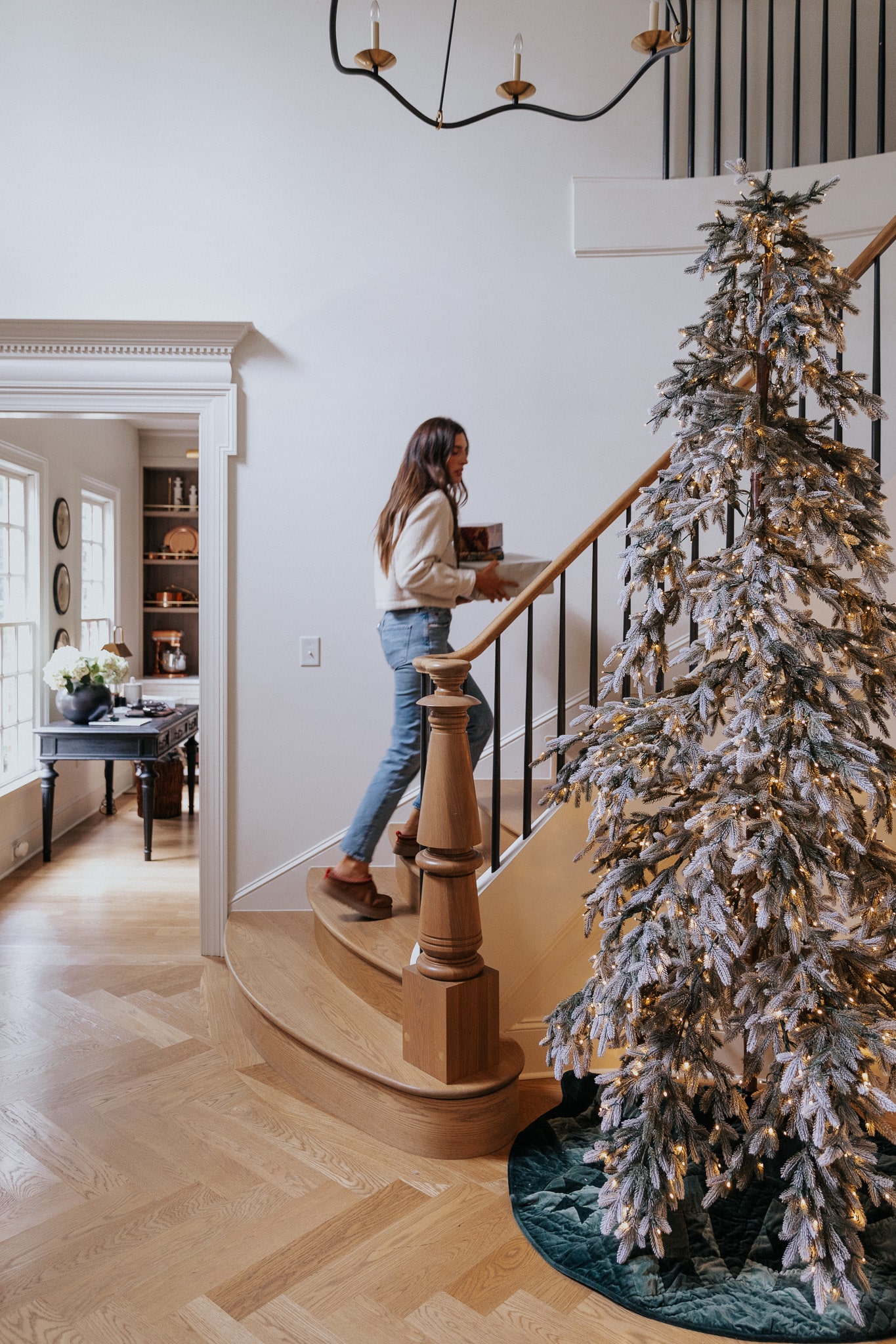 The Prettiest Artificial Christmas Trees - Chris Loves Julia