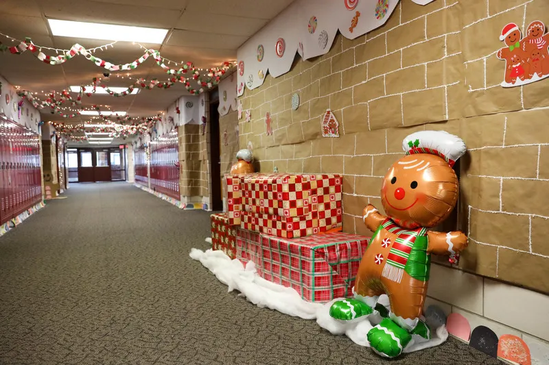 This Week In Photos: December 16 - 22 (Winter Spirit Week 2024) | Lyons Central School District
