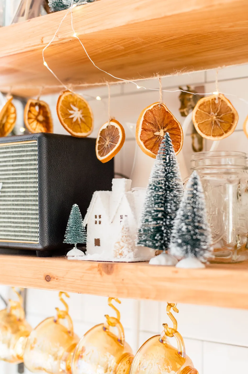 TIPS for Foolproof DIY Orange Garland Decor — The Kwendy Home