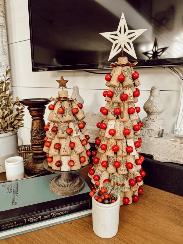 Upcycled DIY Wine Cork Christmas Trees - The Ponds Farmhouse