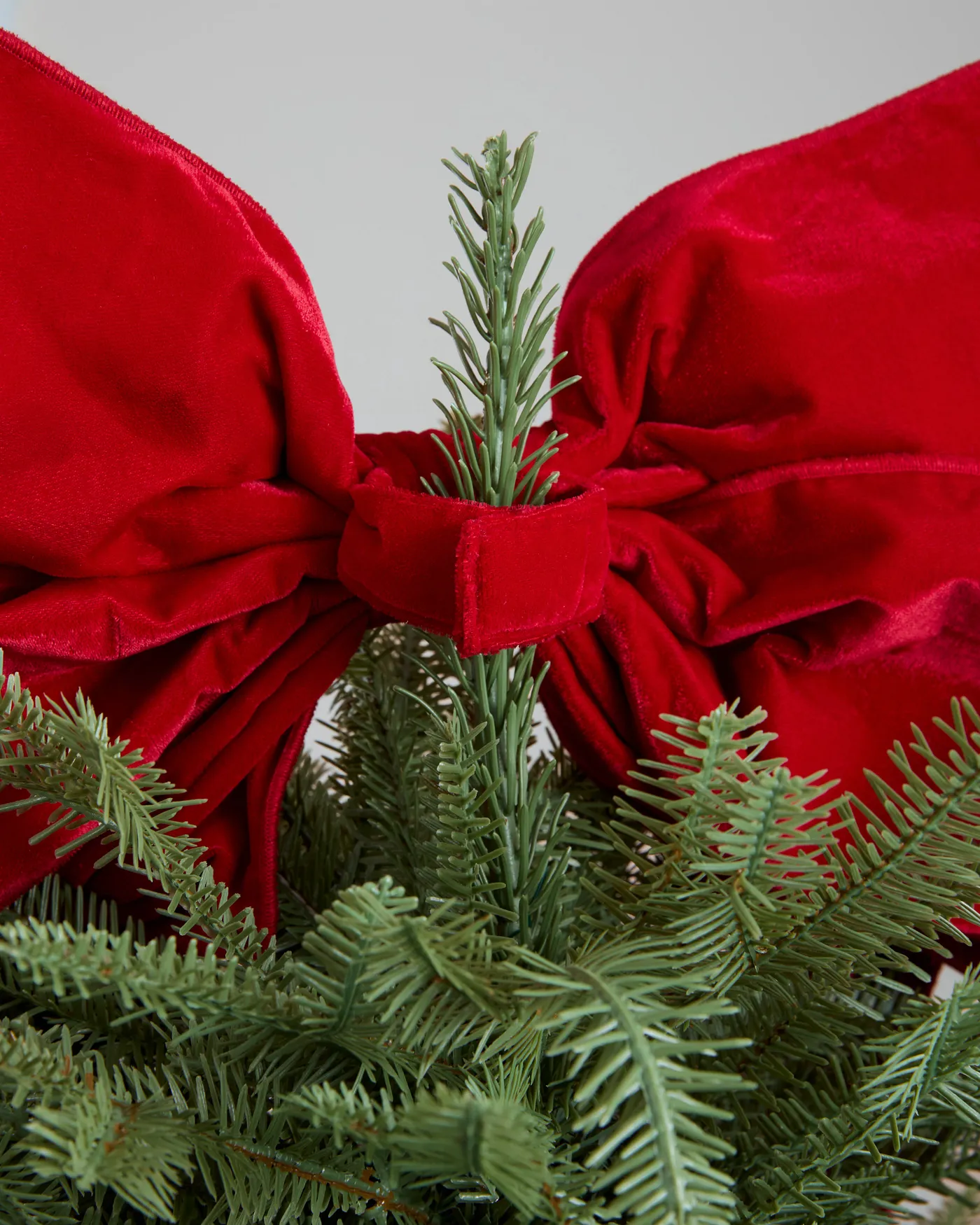Velvet Bow Christmas Tree Topper | Balsam Hill