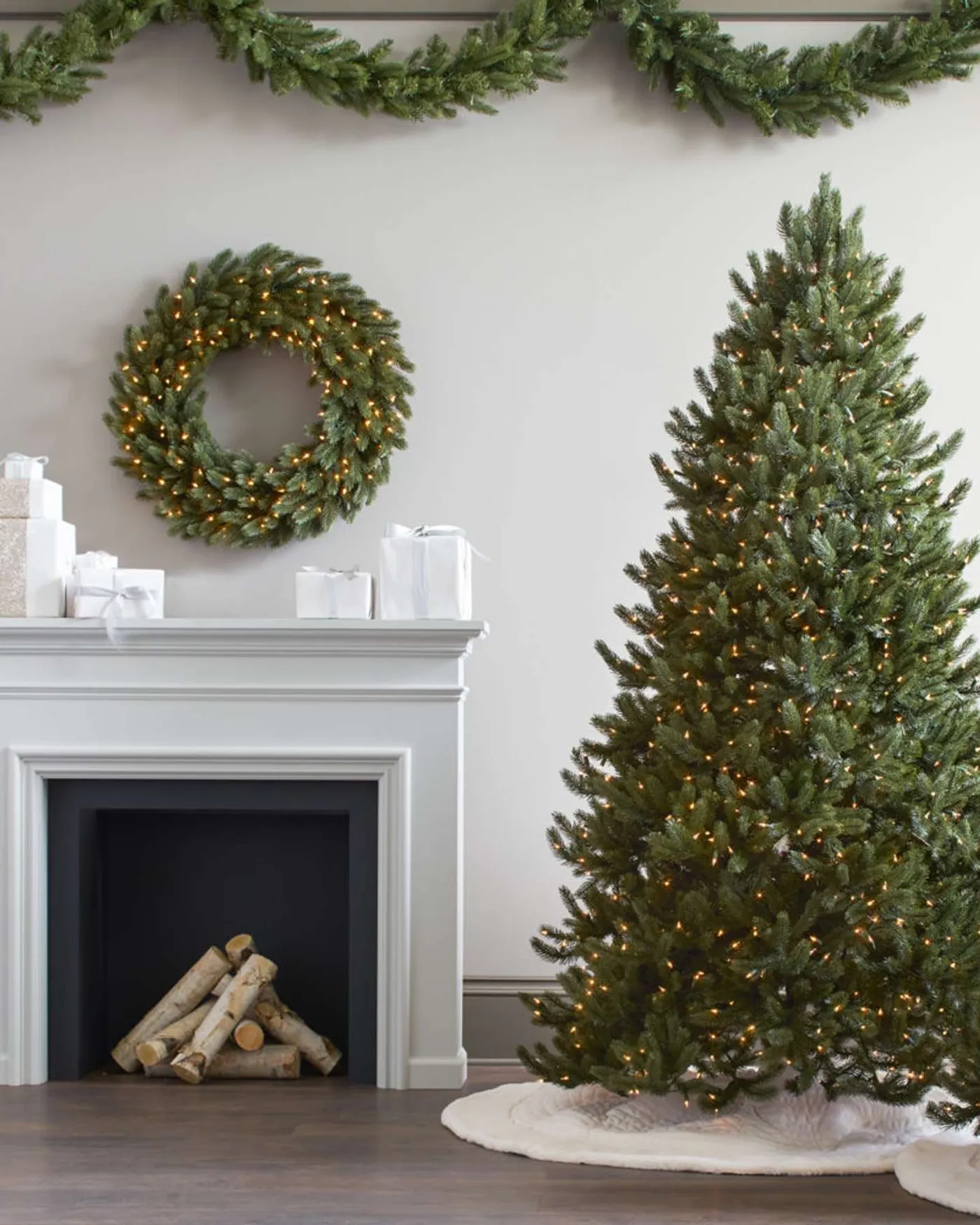 Vermont White Spruce® Artificial Christmas Wreath | Balsam Hill
