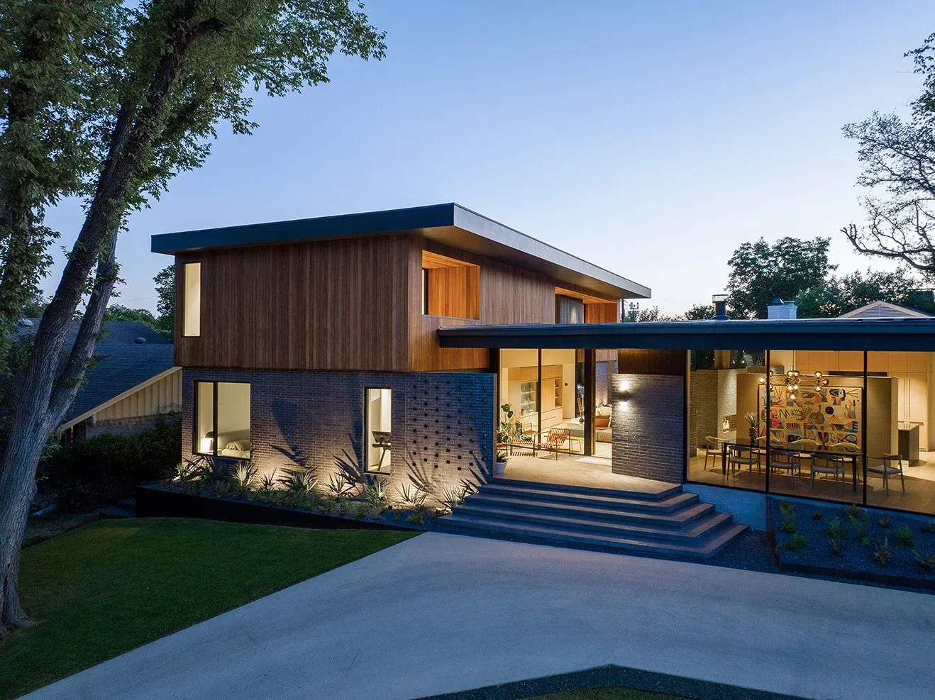 Vertex House: A Contemporary Oasis — Signature Illumination Designs