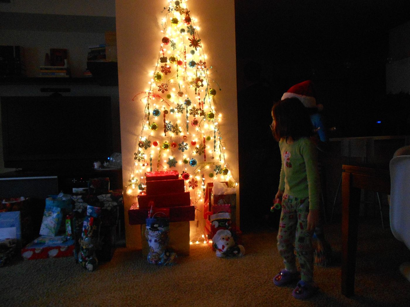 wall Christmas tree – A Simple Modern Life
