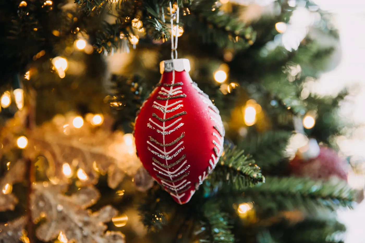 What's on my Christmas tree with Balsam Hill and Hallmark Christmas -  Lifestyle In Focus