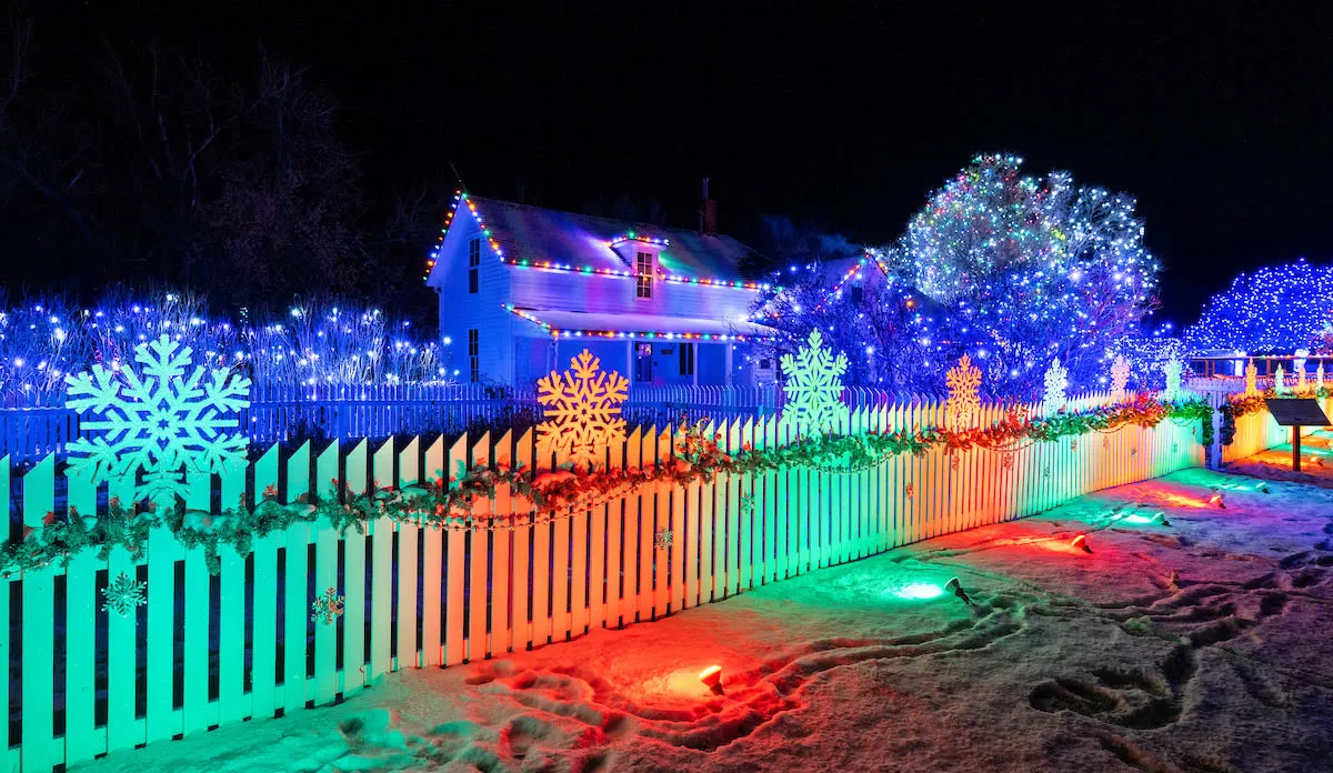 Where To See The Holiday Lights In Denver