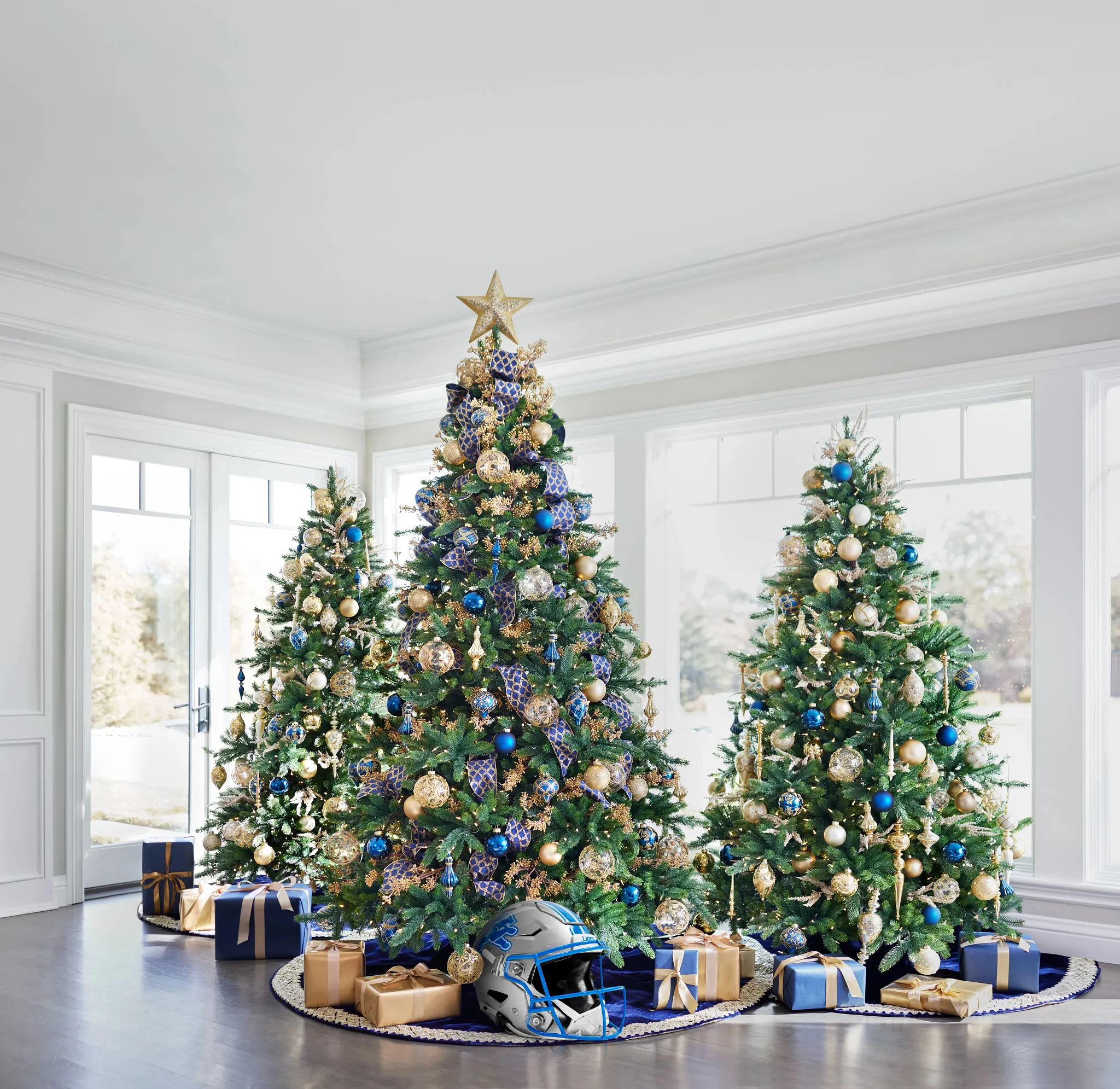 White And Gold Christmas Tree 2026 Decor - Best Decorating Meticulous Ideas  Balsam Hill