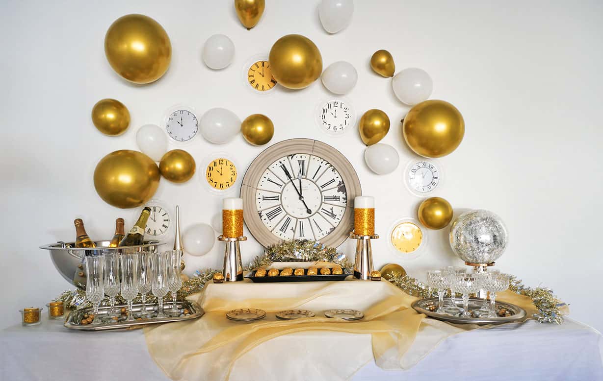 Winter - Adorn the Table