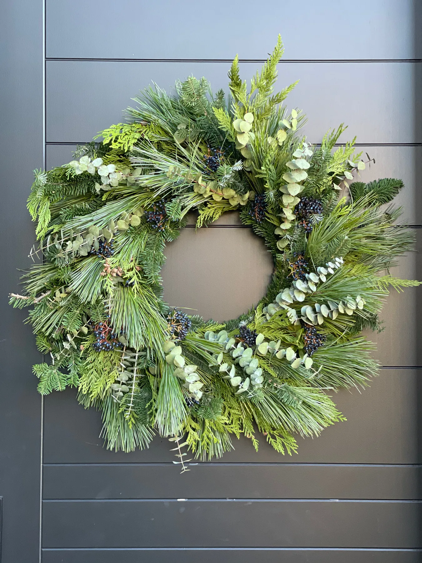 Winter Wreath Mixed Greens, Eucalyptus & Berries – The Oak & Ivy