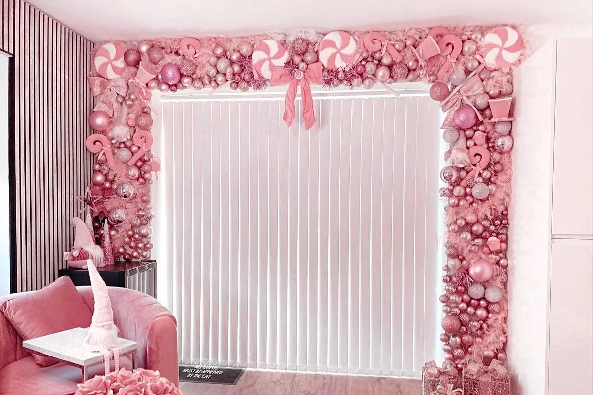 Woman creates 'stunning' Candyland Christmas arch using bargains from B&M,  Home Bargains and more - Liverpool Echo