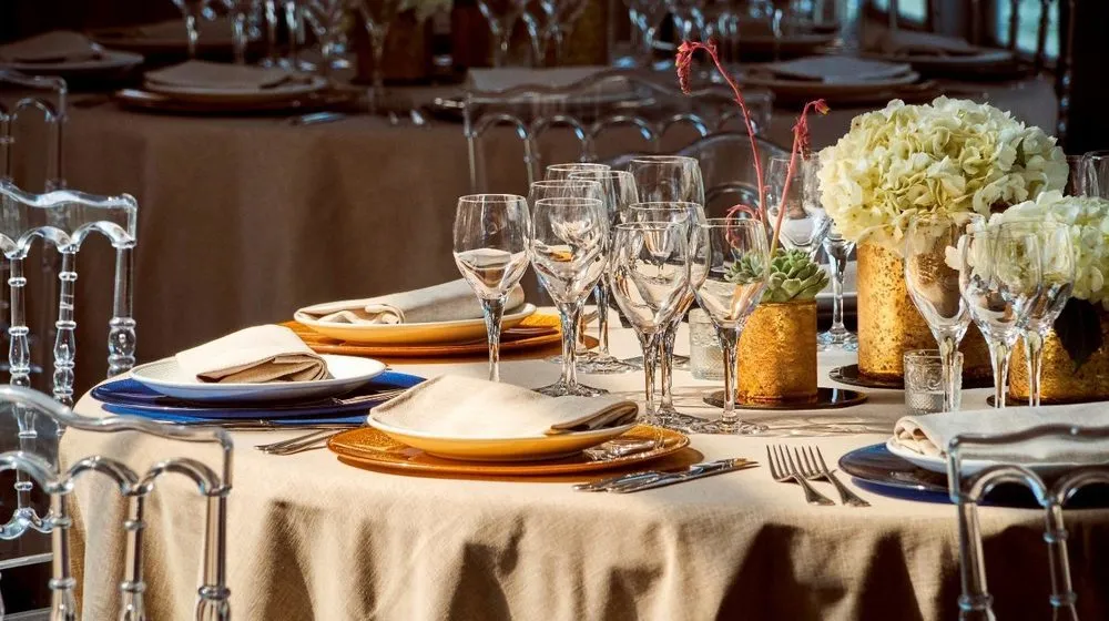 Yachts de Paris New Year's Eve Dinner Cruises • Practical information,  prices and reservations.
