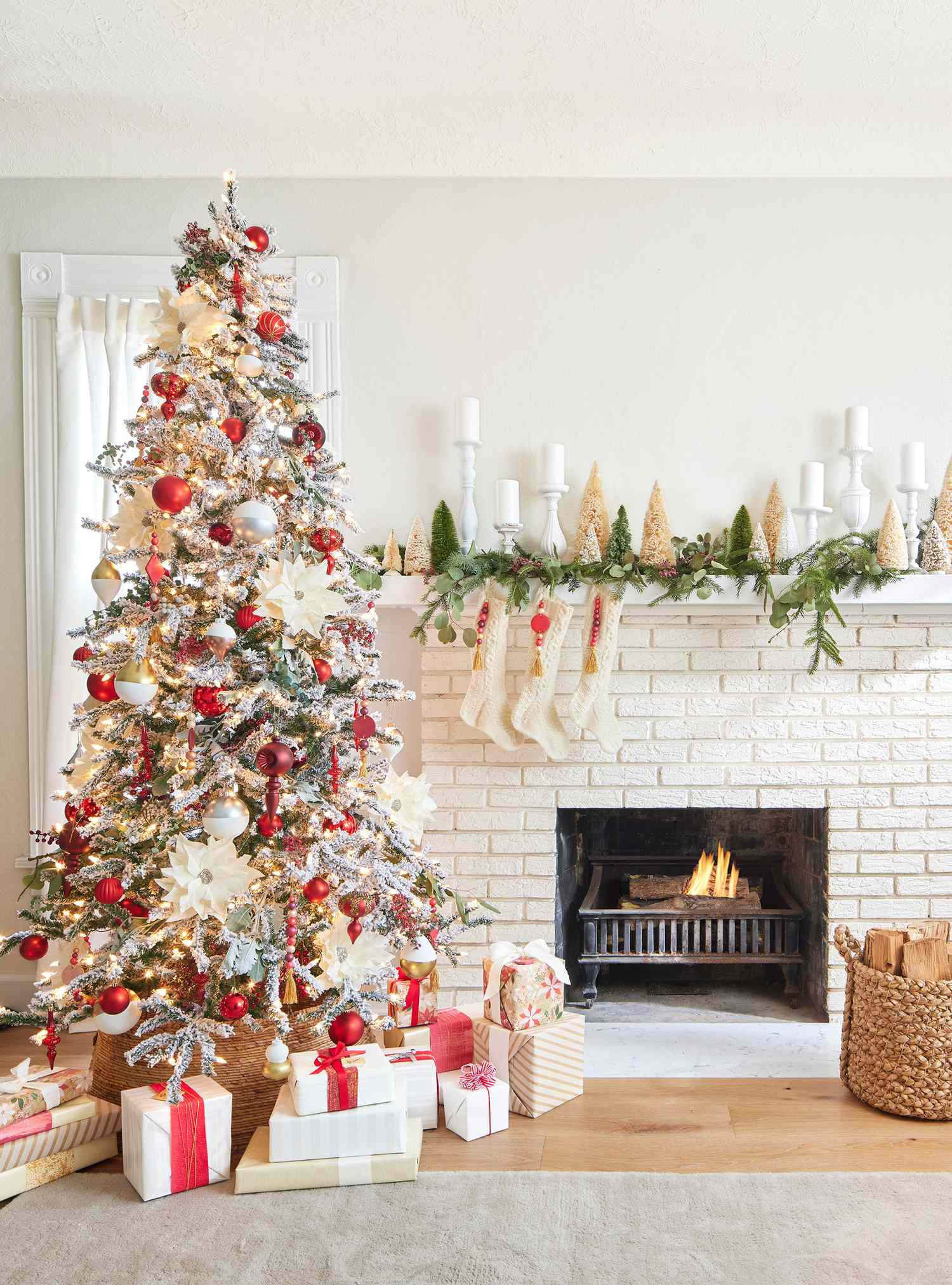 Your Guide to Hosting the Merriest White Elephant Exchange